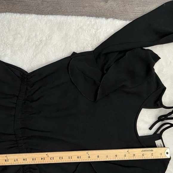 Wilfred Romper - Picture 14 of 14